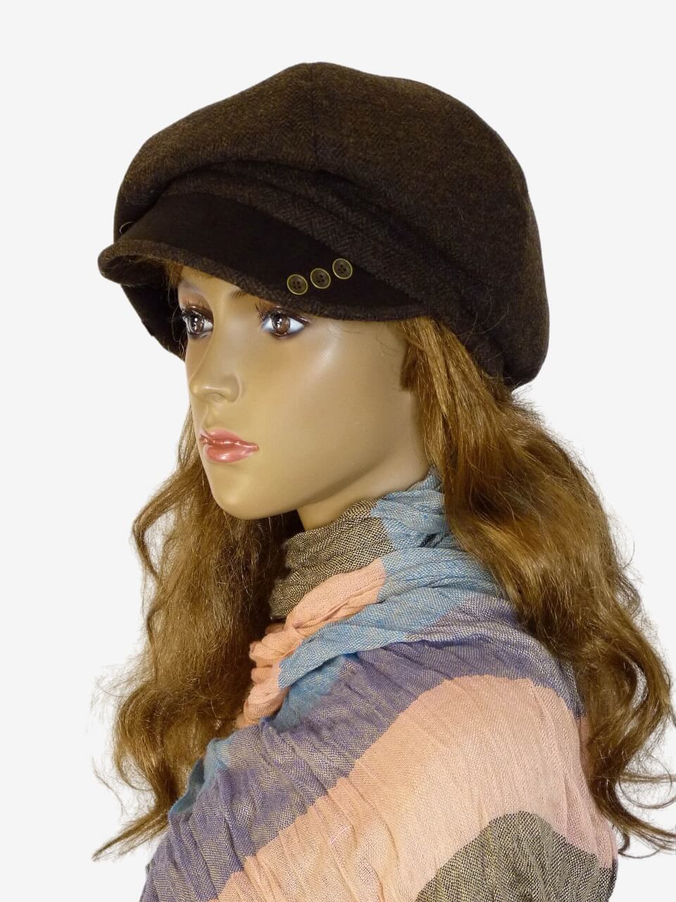 Brown hat with buttons