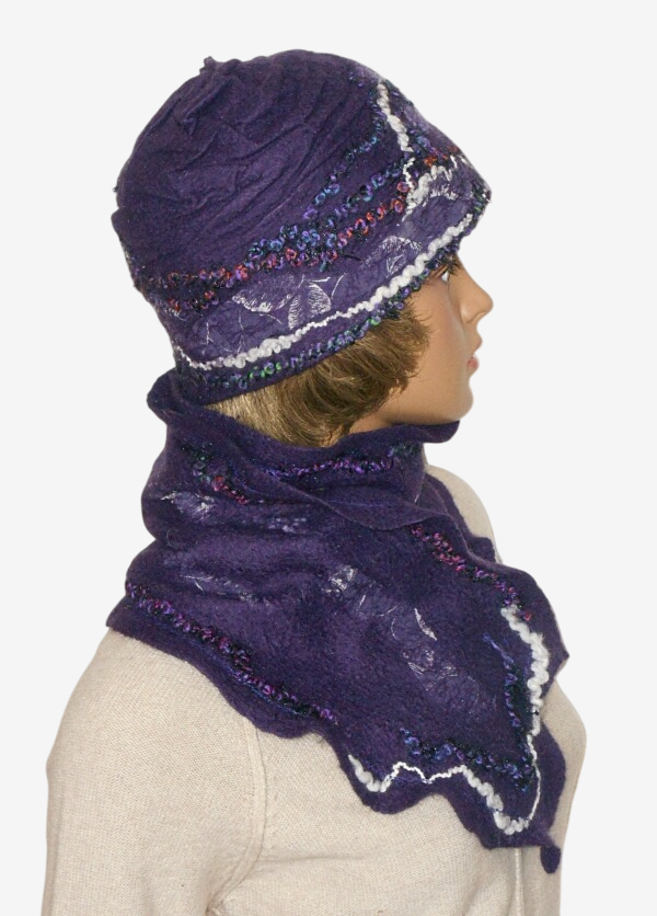 Purple wool set - felted hat and scarf