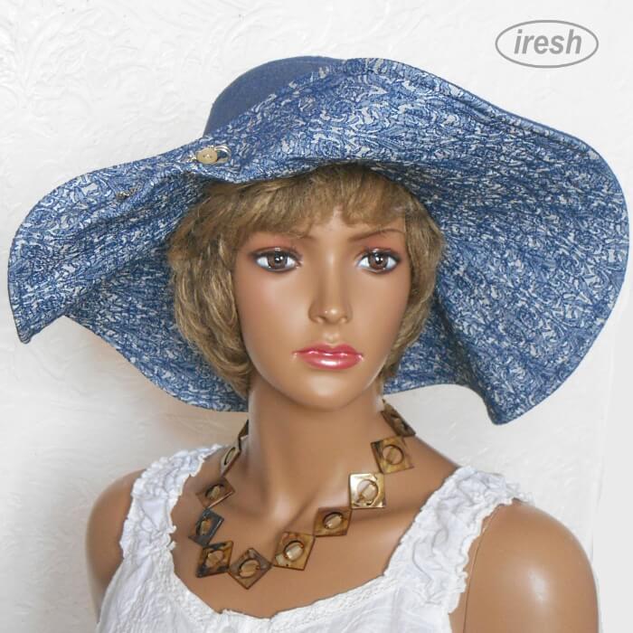 Wide-brimmed denim hat