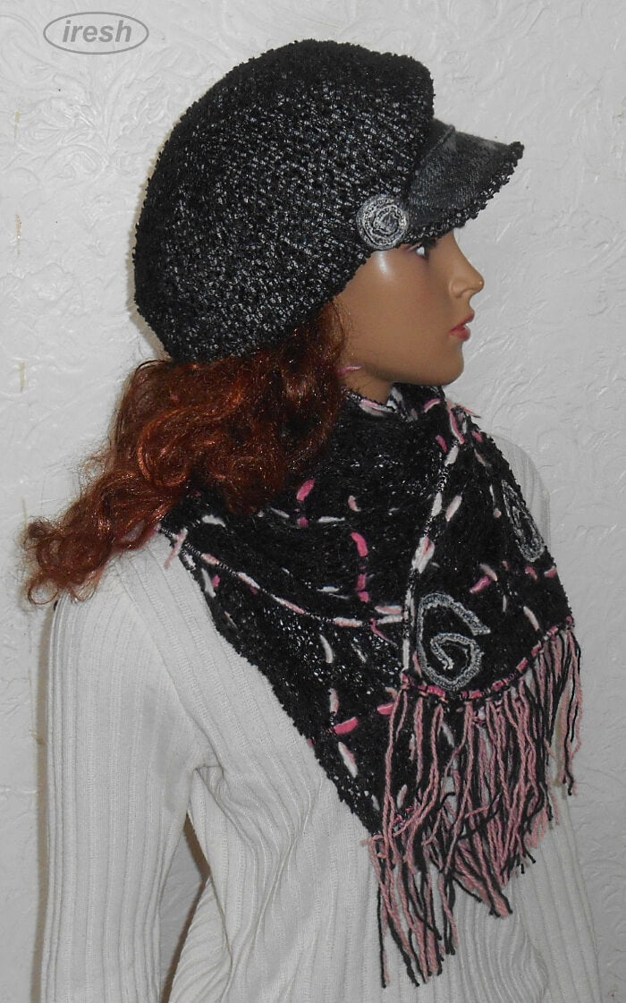 Black scarf and Newsboy cap, set of accessories