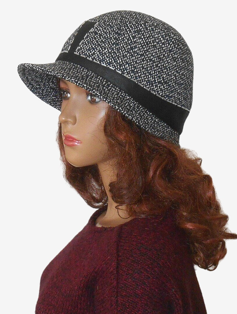 Women's warm tweed cap-hat