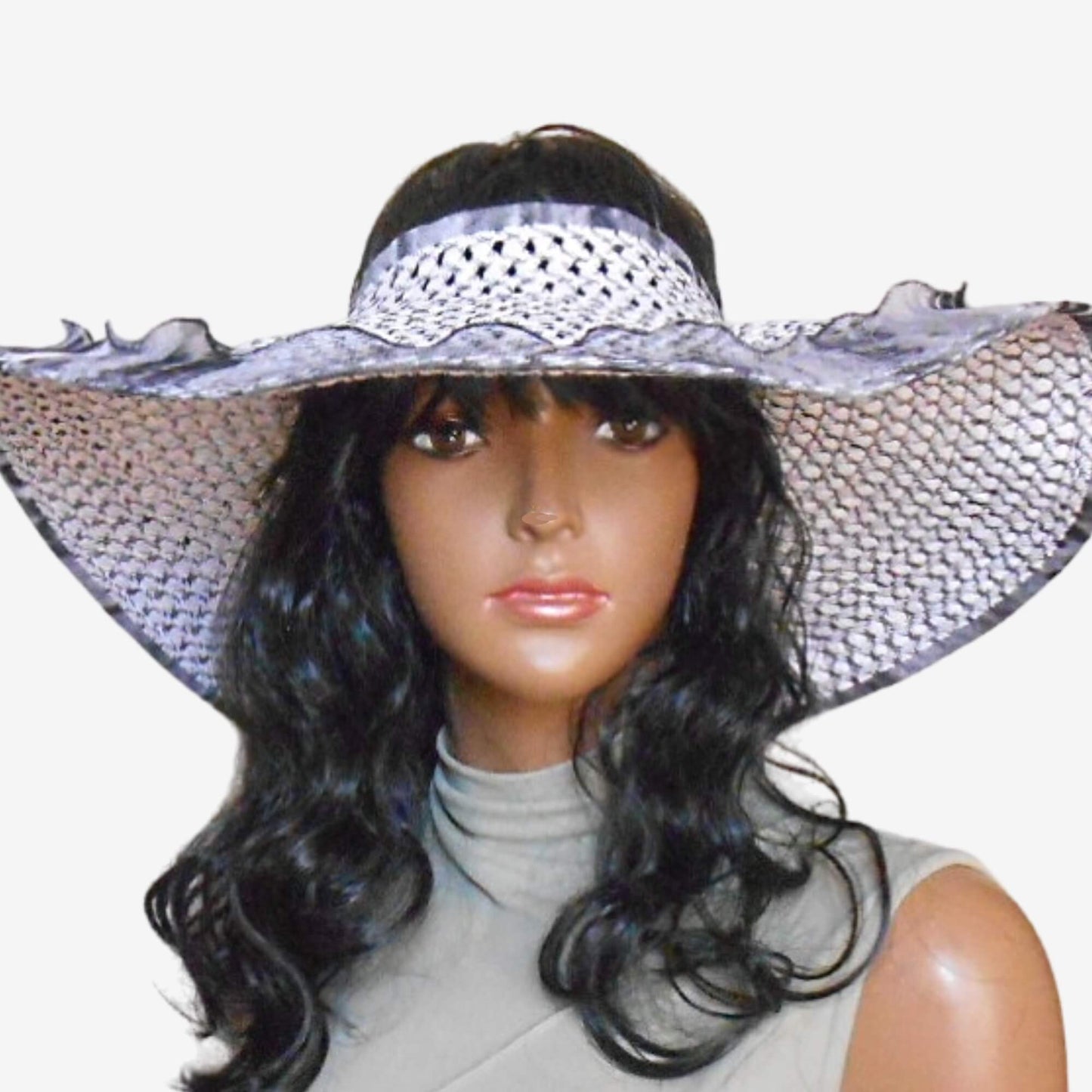 Black white wide-brimmed beach hat