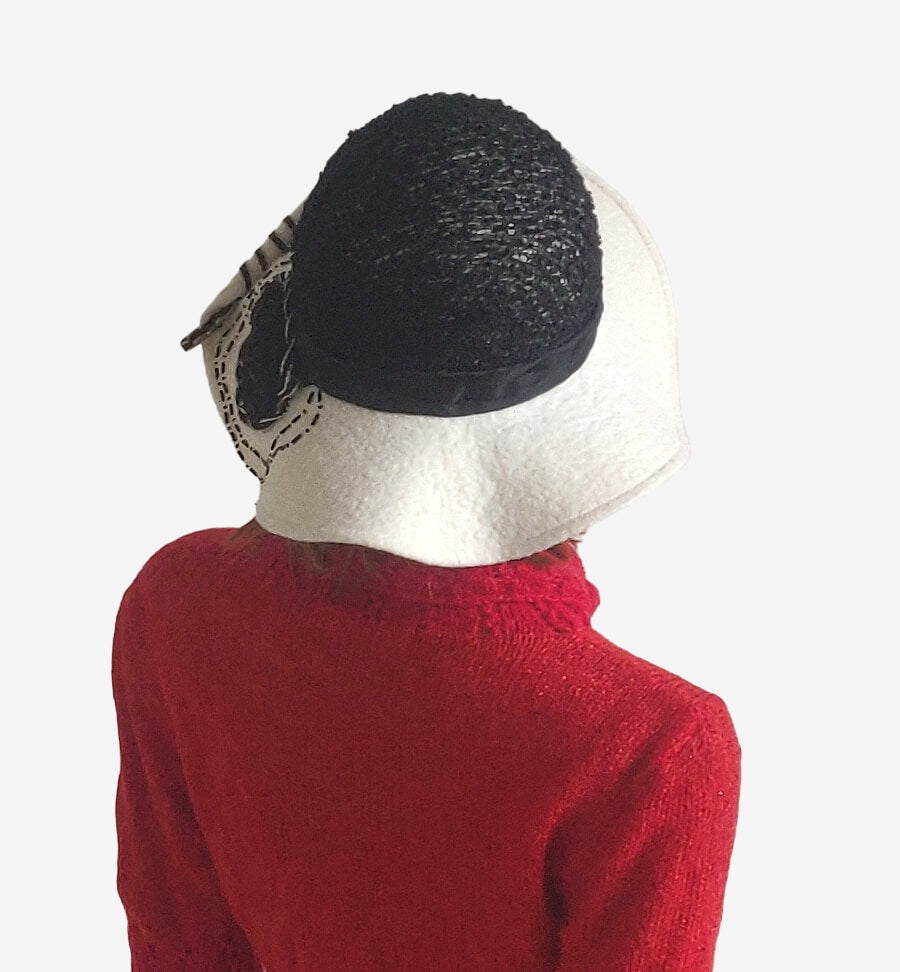 Black-white felted wide-brimmed hat