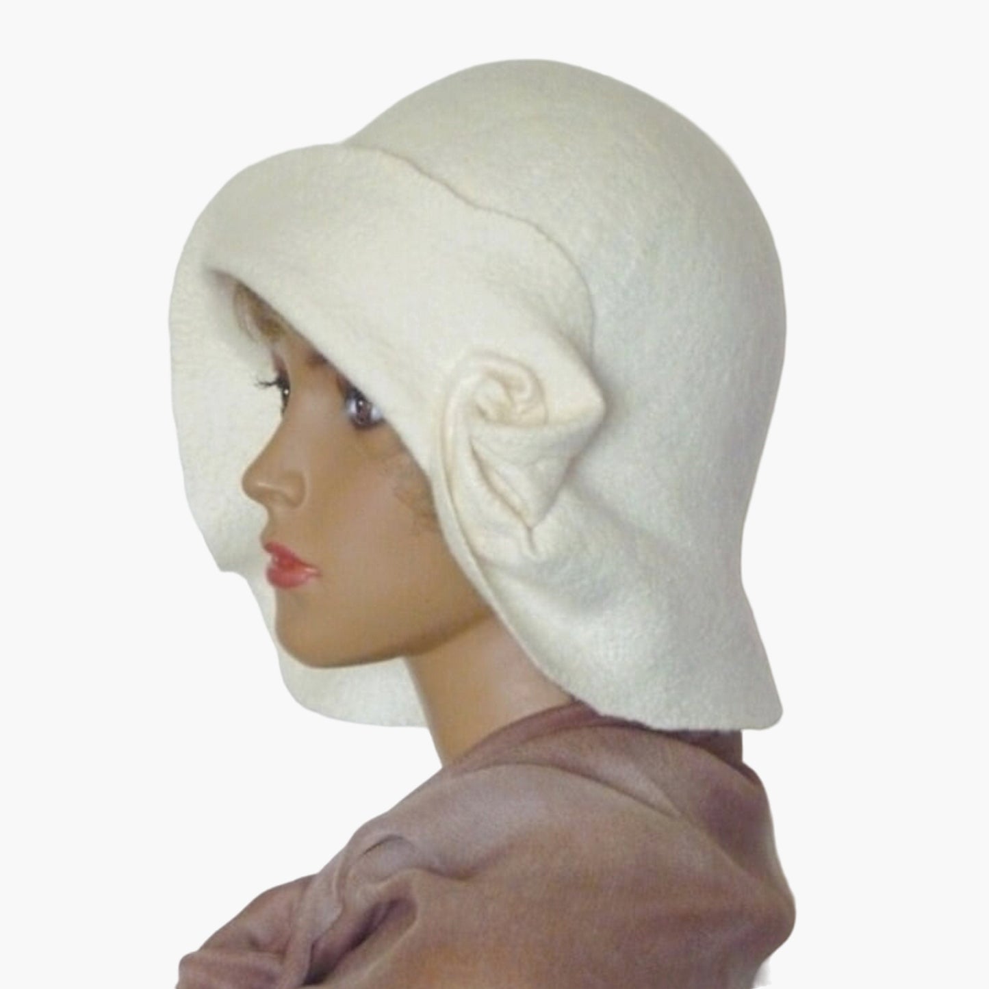 White felt merino wool hat with asymmetrical brim