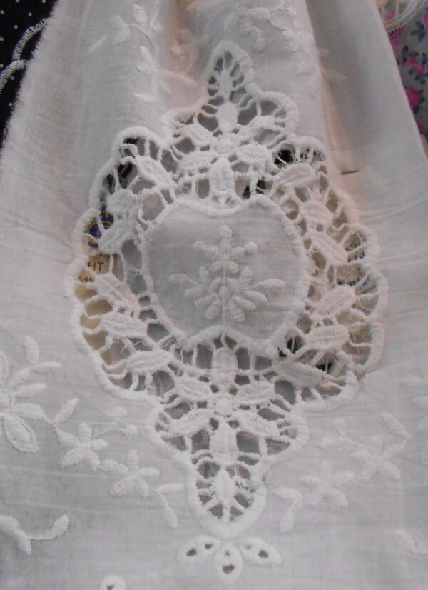 white lace fabric