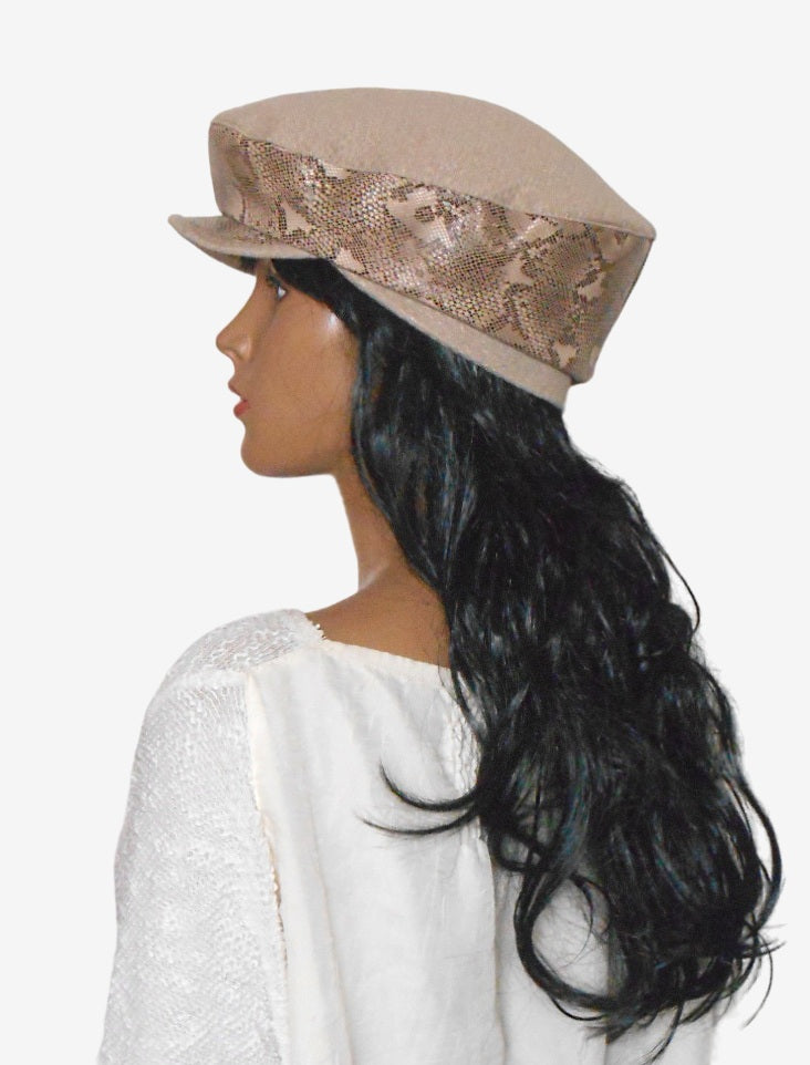 Women's beige leather cap